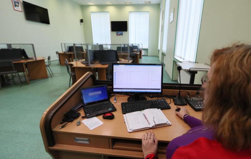 В Курской области рассматривают введение дистанционного обучения