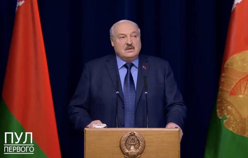 Лукашенко заявил о контртеррористической операции на границе с Украиной