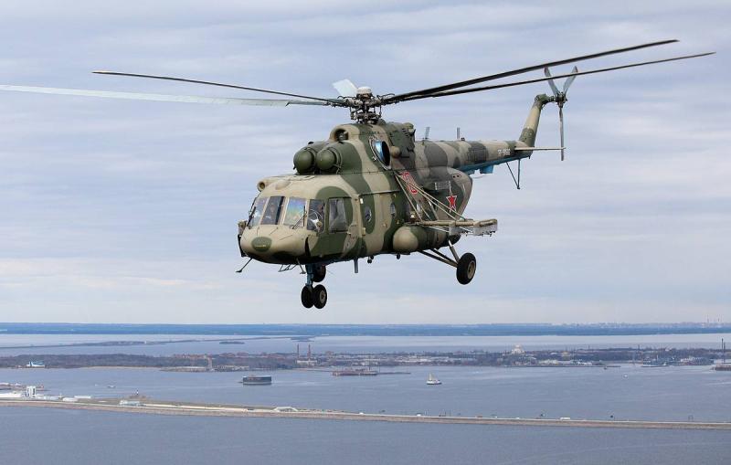 В Бишкеке совершил жесткую посадку военный вертолет Ми-8