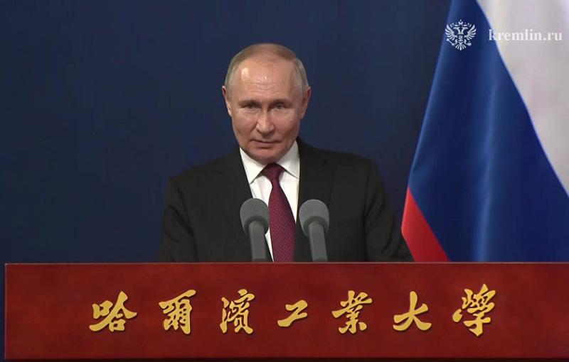 Путин: перестановки в правительстве направлены на достижение целей СВО