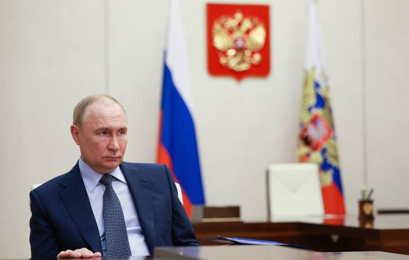 Путин отметил, что таможенные сборы в первом полугодии увеличились на 0,5 трлн рублей