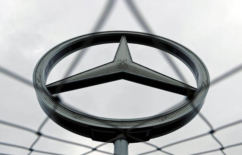 Bild: Mercedes-Benz планирует продать все свои автосалоны в Германии