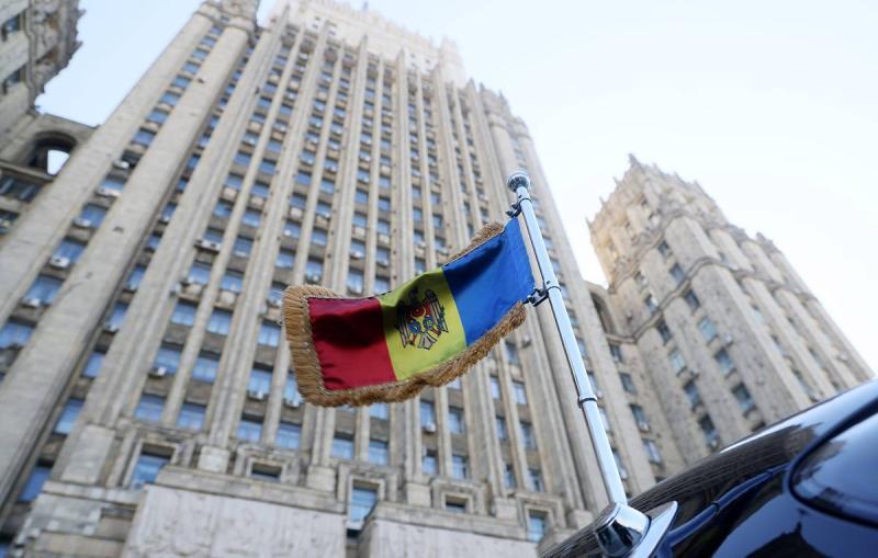 МИД РФ анонсировал ответ на высылку дипломата из Молдавии