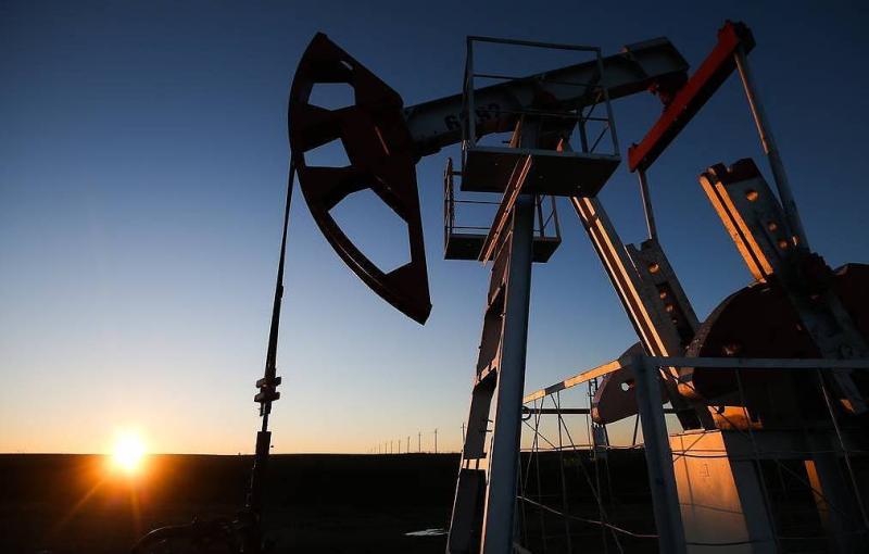 Цена нефти Brent на ICE показывала рост почти на 4,5%