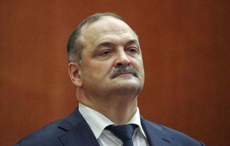 Меликов: задержание главы МЧС Чечни не отразится на отношениях регионов