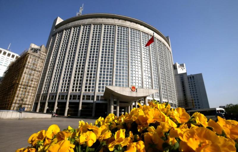 МИД КНР считает нормальным стремление Москвы и Пхеньяна развивать отношения