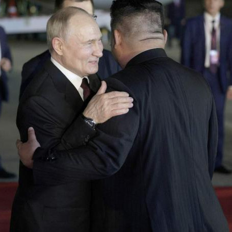 Путина проводили в аэропорту сестра Ким Чен Ына и другие руководители КНДР