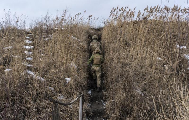 Потери ВСУ за сутки на курском направлении составили до 320 военных