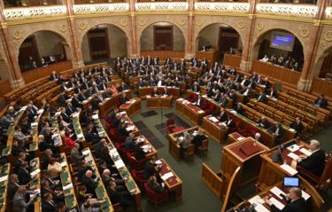 В парламенте Венгрии предложили ратифицировать прием Швеции в НАТО 26 февраля