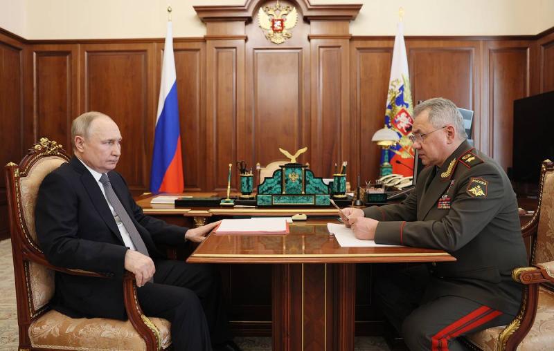 Песков сообщил, что встреча Путина и Шойгу состоялась
