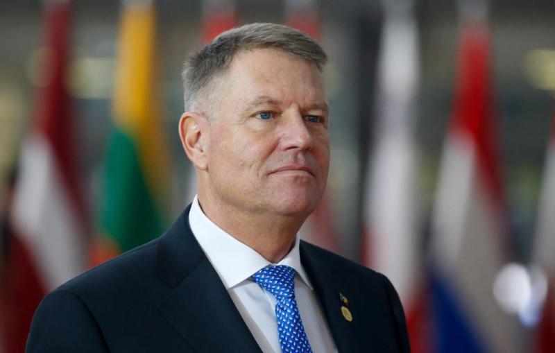 Президент Румынии снял свою кандидатуру на должность генсека НАТО
