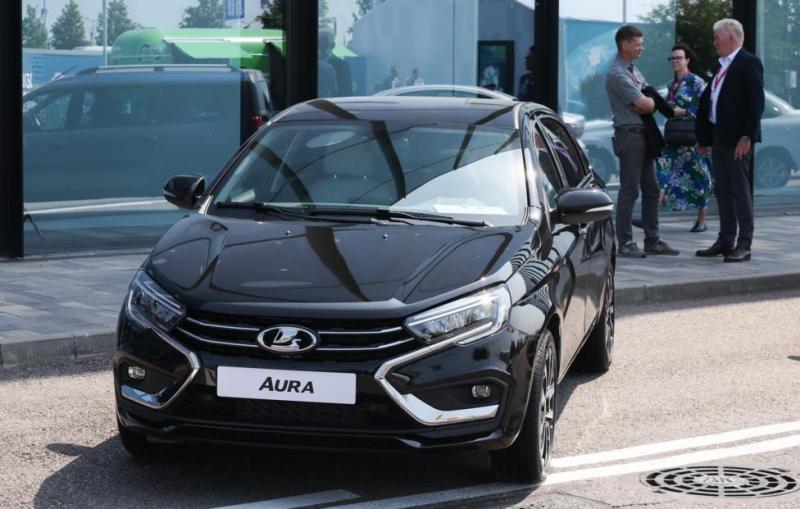 Продажи Lada Aura физлицам могут стартовать в декабре 2024 года