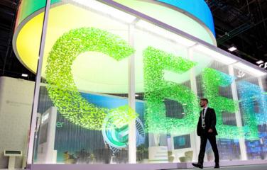 Forbes: Сбер в пятый раз лидирует в рейтинге крупнейших надежных банков в России