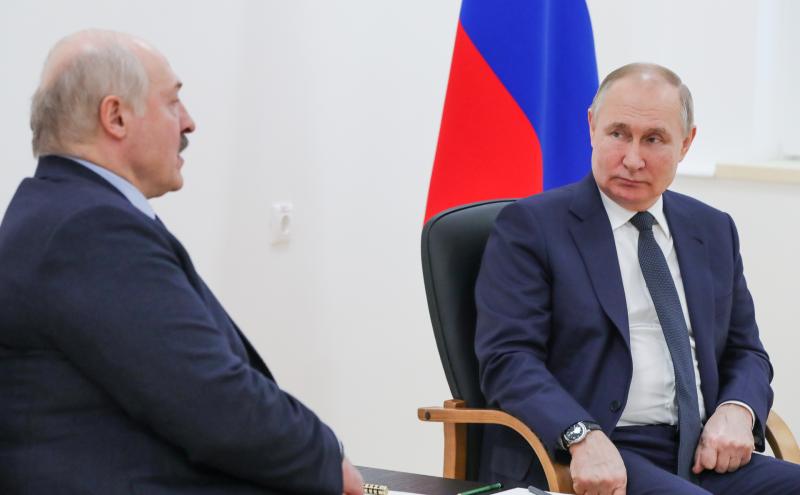 Песков анонсировал контакты Путина и Лукашенко