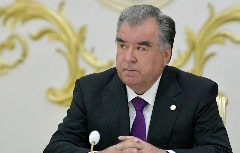 Президент Таджикистана отправился с официальным визитом в Италию и Ватикан