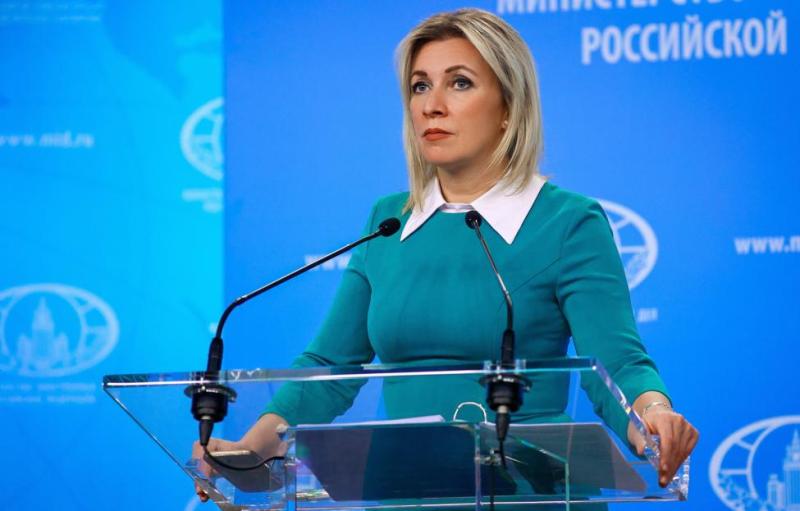 Захарова считает, что для Макрона соблюдение прав журналистов - пустой звук