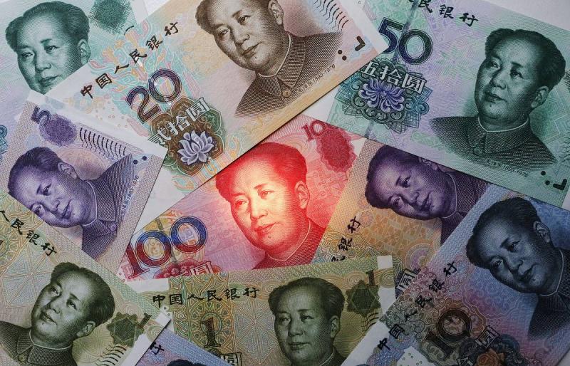 Курс юаня на открытии Московской биржи вырос до 11,98 рубля