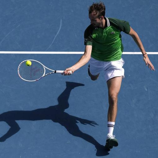 Даниил Медведев вышел в полуфинал Australian Open