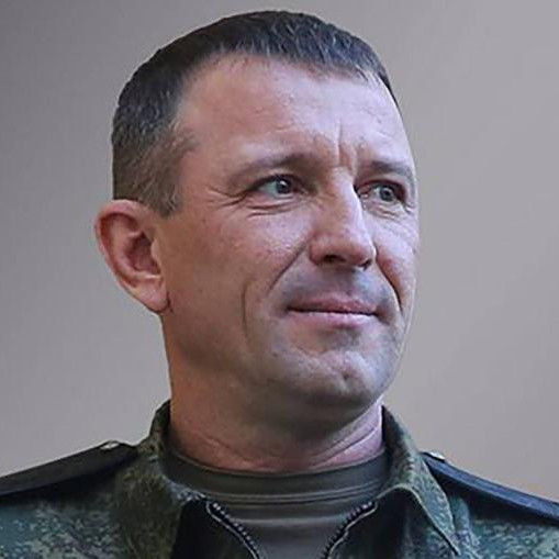 Военный суд оставил под стражей генерала Попова