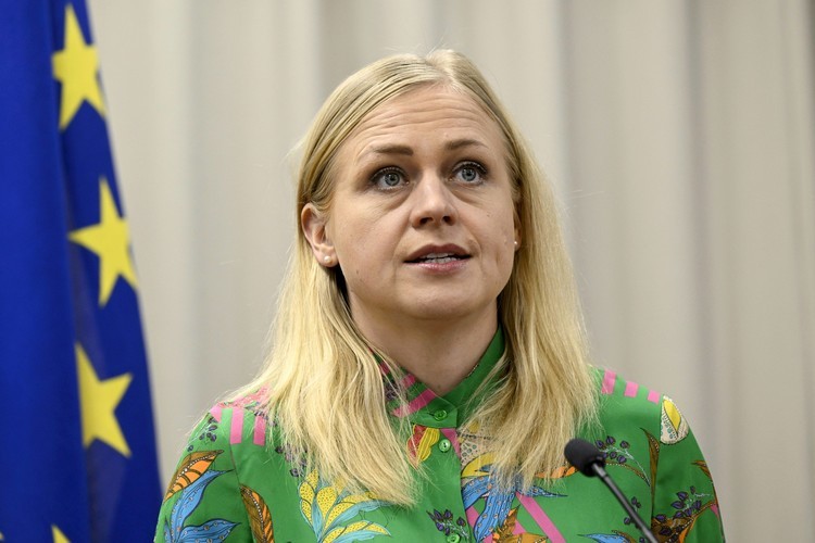Глава МИД Финляндии анонсировала скорое начало работы над 15-м пакетом санкций против РФ
