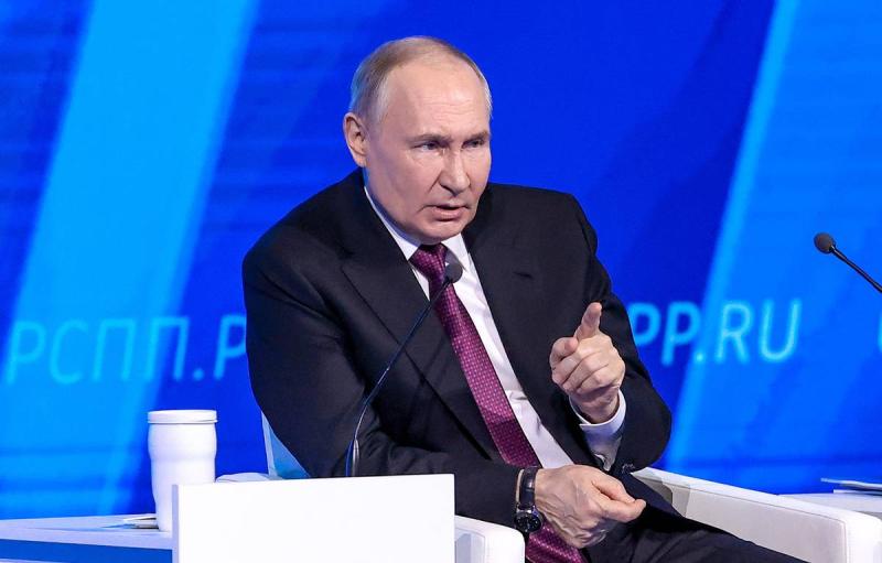 Путин сообщил, что в мае у него планируется визит в Китай