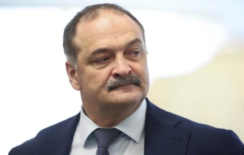 Меликов выступил против ношения никаба