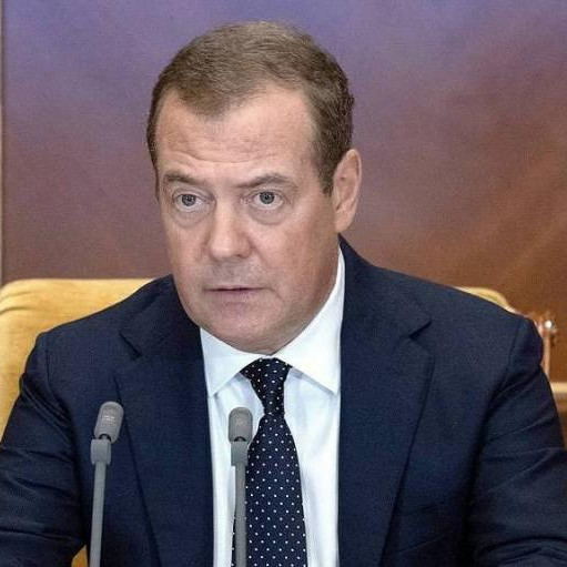 Медведев предрек образование 