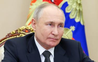 Путин назвал надежные жизненные ориентиры у молодежи залогом будущего РФ