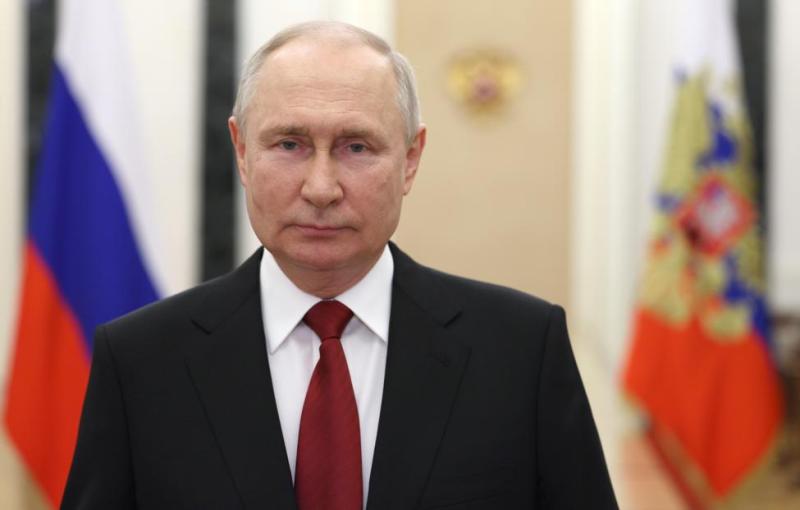 Путин: День Победы - священный для всех россиян праздник