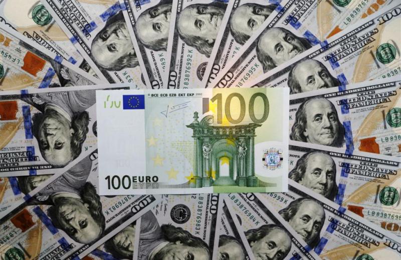 Курс доллара на Мосбирже вырос до 92,19 рубля