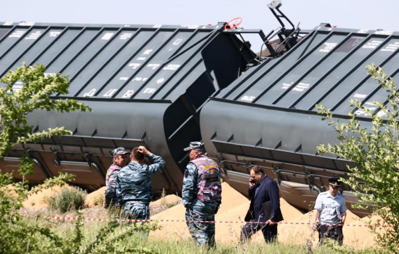 В Коми сошли с путей девять вагонов поезда Воркута - Новороссийск