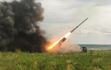 Вблизи Волчанска, предположительно, сбит украинский самолет
