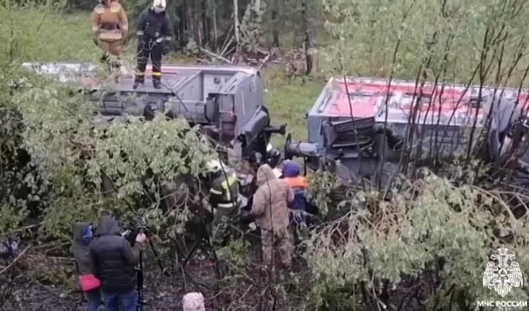 Найдено тело третьего погибшего при сходе поезда в Коми
