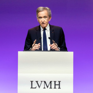 Bloomberg: состояние главы LVMH за день выросло на $17 млрд