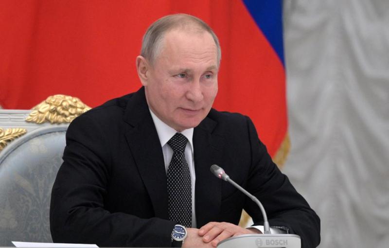 Путин: в 2025 году в вузы России смогут поступить 1,3 тыс. белорусских студентов