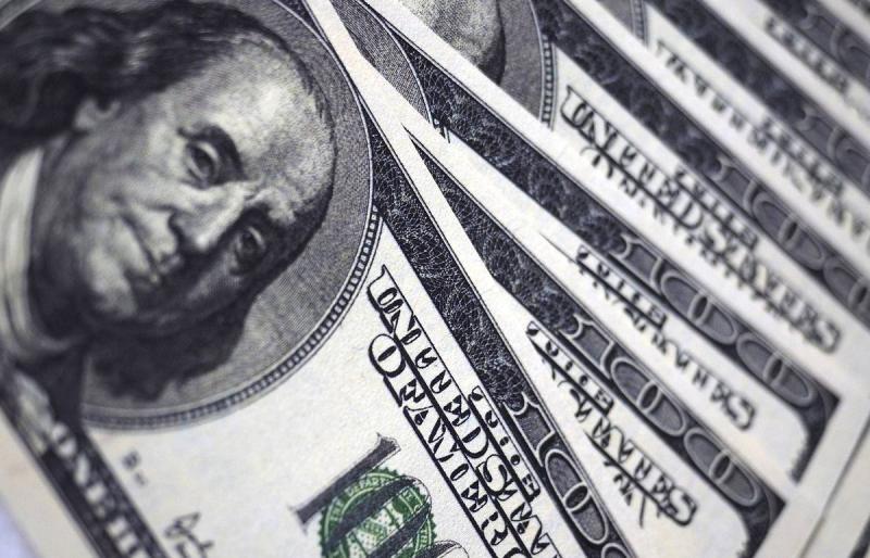 Курс доллара на Московской бирже опустился ниже 91 рубля