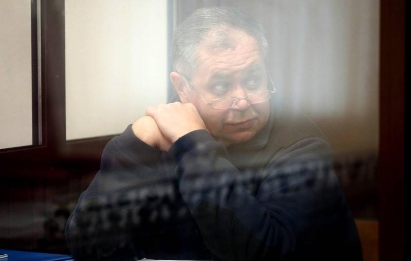 Экс-глава МЧС Кузбасса Мамонтов освобожден по делу о пожаре в "Зимней вишне"