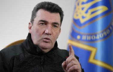Зеленский сообщил о намерении отправить Данилова послом в Молдавию