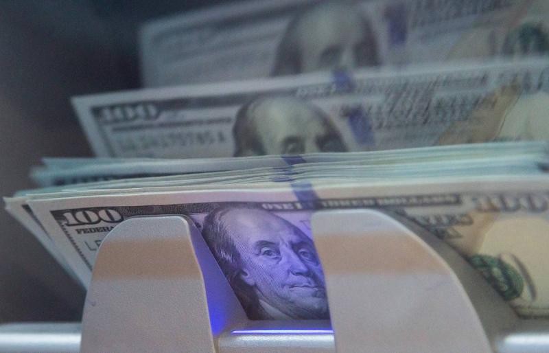 Курс доллара на открытии Московской биржи вырос до 88,98 рубля