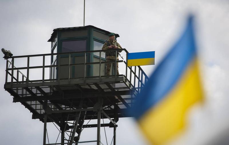В Киеве заявили, что не будут принудительно возвращать граждан на Украину