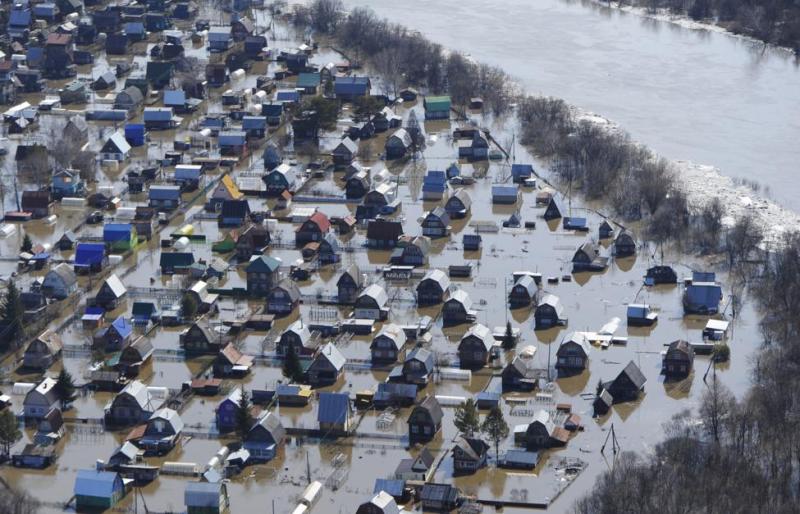 В России число подтопленных паводком домов уменьшилось до 7,8 тыс.