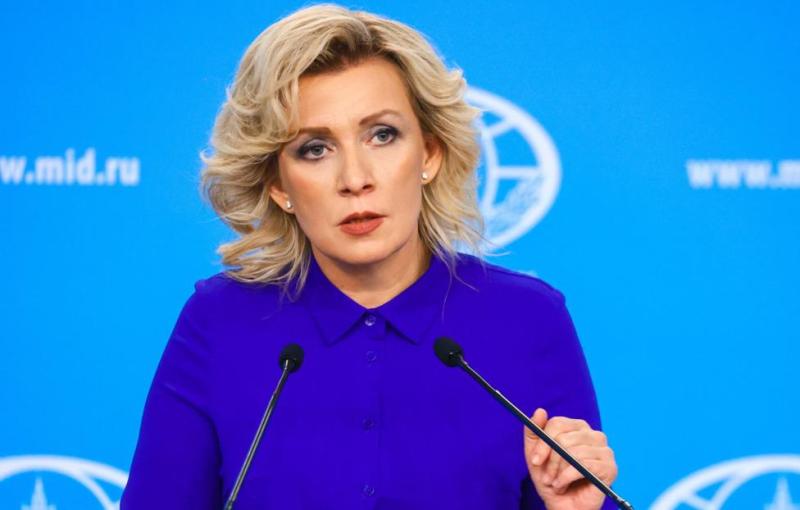 Захарова: Россия воспринимает Зеленского как "главаря киевского режима"