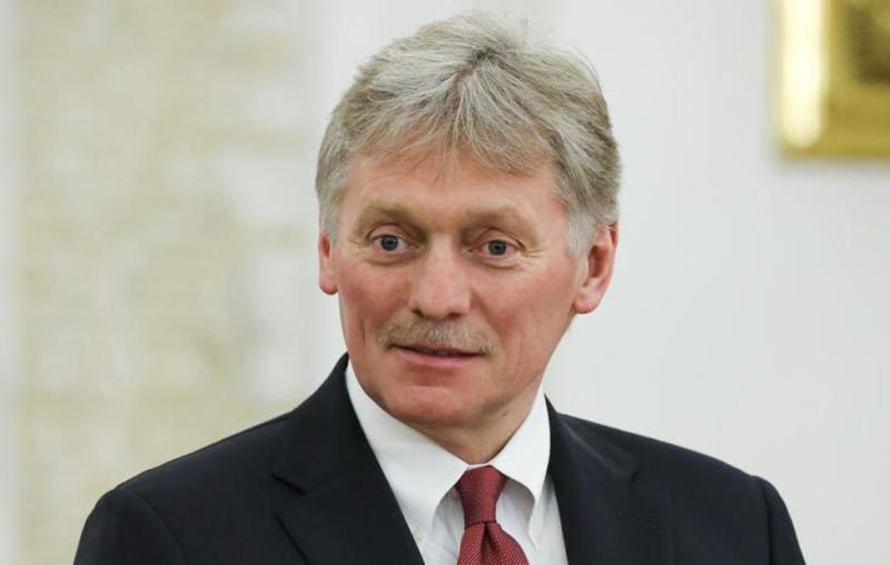 Песков назвал "любопытной информацией" улучшение прогноза МВФ по росту ВВП России