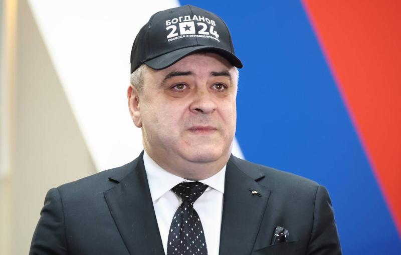 Богданов решил выйти из президентской гонки