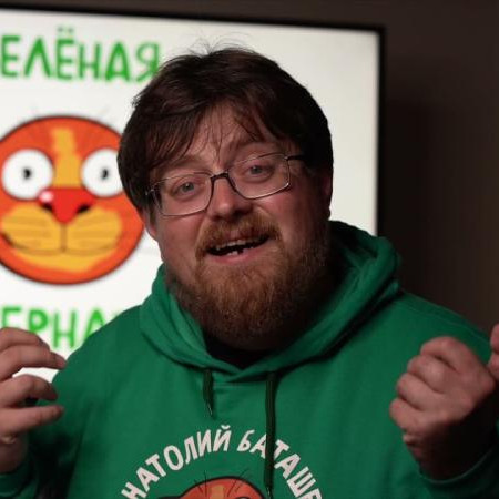 Блогер Баташев заявил о выходе из президентской гонки
