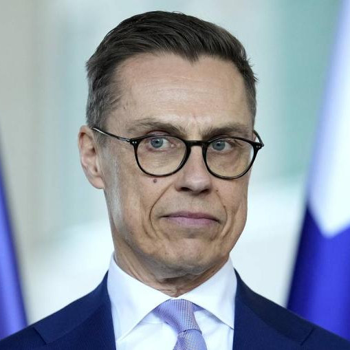Президент Финляндии назвал допустимыми удары Киева по территории России западным оружием