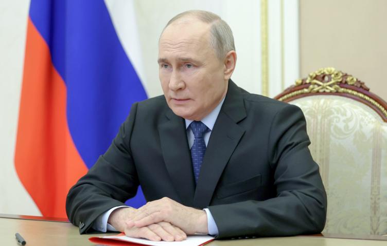 Президент присвоил Владимиру Спивакову звание Героя Труда РФ