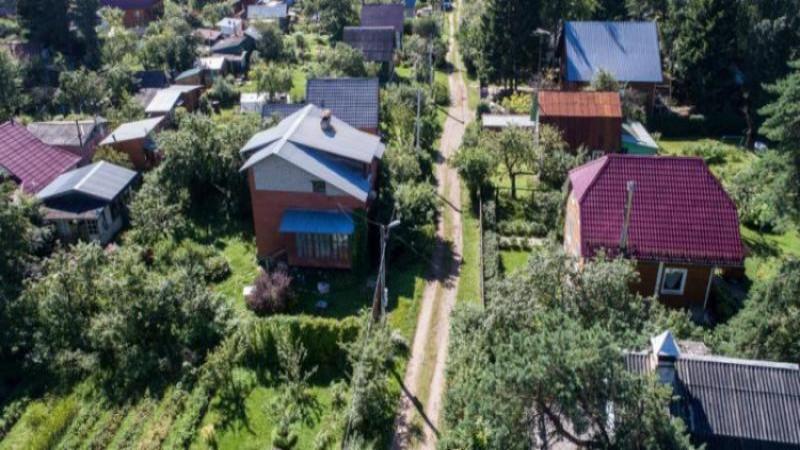 Россияне не смогут продавать землю отдельно от дачи