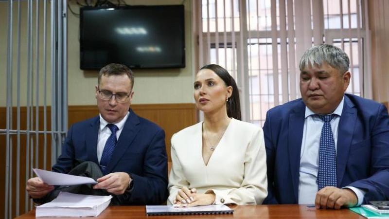 Блогеру Лерчек разрешили посещать врачей для контроля беременности