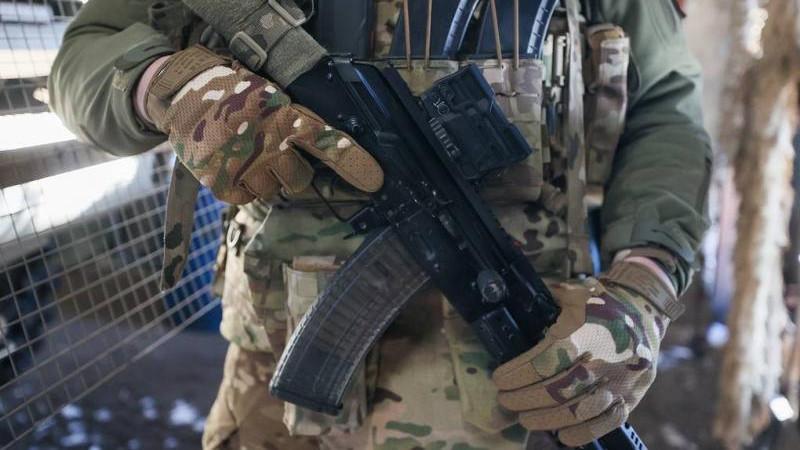 Путин поручил обеспечить бойцов СВО всем необходимым на зимний период